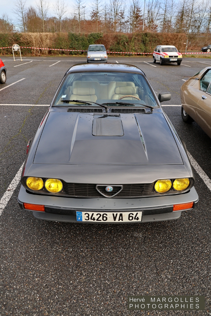 Alfa Romeo GTV.JPG